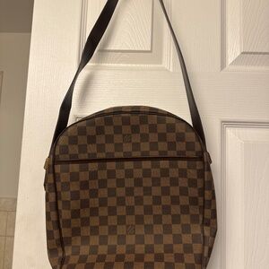 Louie Vuitton Purse